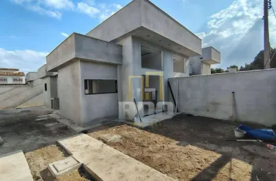 Casa linear independente no verdes mares com 2 quartos, rio das ostras