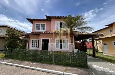 Casa duplex de 3 quartos em condomínio completo em Rio das Ostras-RJ