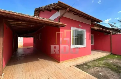 Casa linear independente de 2 quartos com suíte pertinho da rodovia Amaral Peixoto