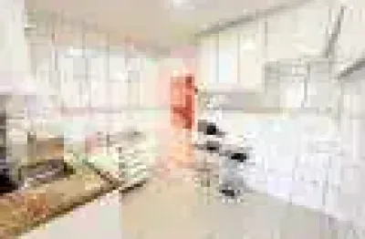 Apartamento à Venda na Rua Professor Arnaldo João Semeraro – Excelente Localização