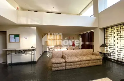 Venda: Sala Comercial na Rua Demóstenes – Ideal para Escritório ou Consultório