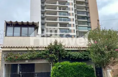 Oportunidade única em um dos bairros mais desejados de São Paulo Sobrado amplo