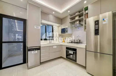 Sobrado com 4 quartos 3  suítes 2 vagas-Chácara Klabim, São Paulo