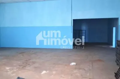Aluguel de Galpão na Rua Elba – Ideal para Logística ou Indústria
