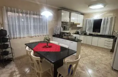 Sobrado para venda tem 240m² no bairro Tatuapé - São Paulo - SP