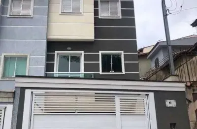 Sobrado para venda possui 74 metros quadrados com 2 quartos em Parque Jaçatuba - Santo André - SP