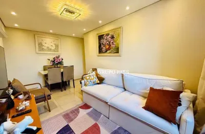 Apartamento no Centro de Itaquera com 2 dormitórios à venda, 55 m² por R$ 310.000 - Itaquera - São Paulo/SP