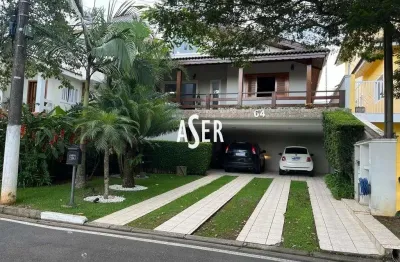 Casa no condomínio arujá 5 para venda ou locação com 2 dorms, 2 suíte e escritório, 5 vagas, 220m2 m, 340m2 m