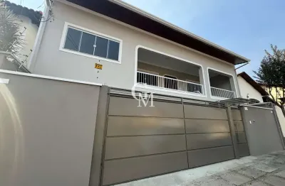 Casa com 3 quartos para alugar no João Paulo II, Pouso Alegre 