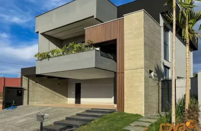 Casa em condomínio fechado com 4 quartos à venda na flor de lotus qd 21 lt12, 372, jardins capri, senador canedo por r$ 2.102.500