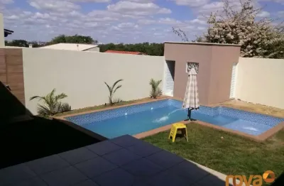 Casa com 4 quartos à venda na fl 46 qd 38 lt 09, 1, parque das flores, goiânia por r$ 690.000