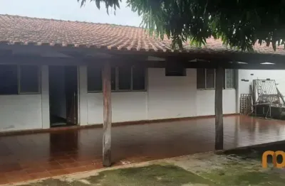 Casa com 5 quartos à venda na 230 quadra 705 lt 05, 5, vila monticelli, goiânia por r$ 695.000