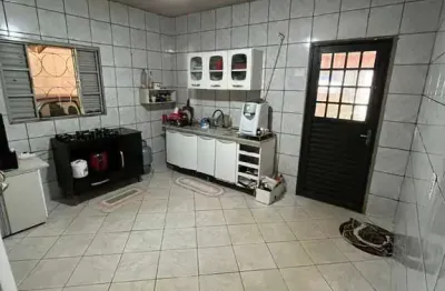 Casa com 2 quartos à venda na Rua Outono, 1, Setor Morada do Sol, Goiânia por R$ 381.500