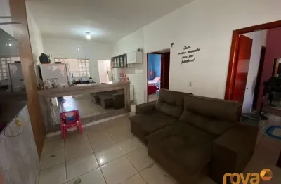 Casa com 2 quartos à venda na rua jc 8, 2, residencial jardim canedo ii, senador canedo por r$ 253.000