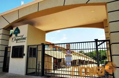 Casa em condomínio fechado com 3 quartos à venda na Rua X 28, 28, Sítios Santa Luzia, Aparecida de Goiânia por R$ 828.000