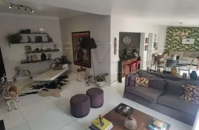 Marechal trompowsky, salão, 02 quartos, 01 suíte, varandão e vaga - fvc1088