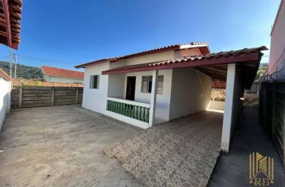 Casa com 2 dormitórios à venda, 90 m² por r$ 360.000 - colinas de santa bárbara - pouso alegre/mg