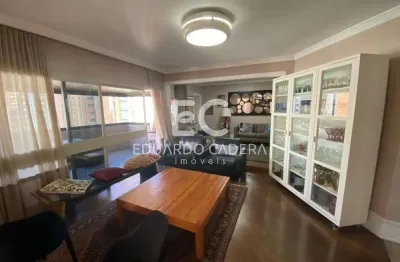 Oportunidade Imperdível! Apartamento de Luxo com 208 m², 3 quartos sendo 3 suítes à venda no bairro Moema Pássaros.