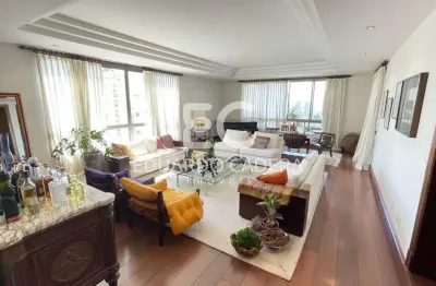Apartamento com 424 m², 4 quartos sendo 4 suítes à venda no bairro Morumbi.