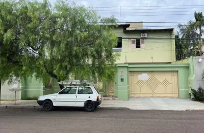 Casa com 4 quartos para alugar no Aurora, Londrina 