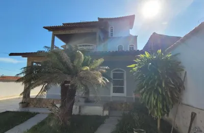 Excelente casa duplex próximo a Clube Gaivota em São Pedro da Aldeia