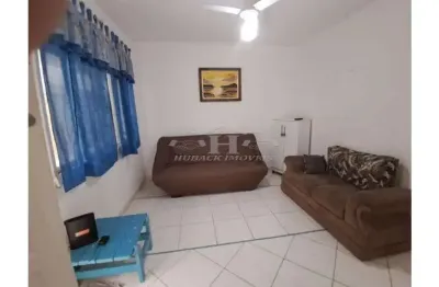Apartamento 01 dormitório térreo prédio frente mar caiçara praia grande.
