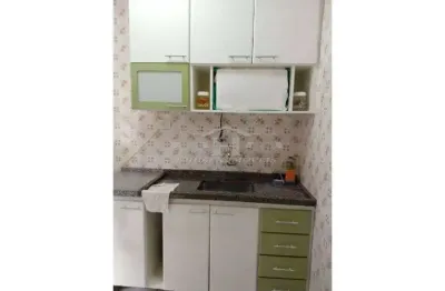 Kitnet 01 dormitório ,mobiliada, frente mar total,caiçara.