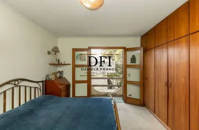Casa com 4 quartos à venda na rua jacatirão, 505, chácara monte alegre, são paulo por r$ 1.500.000