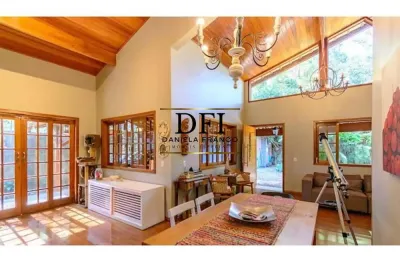 Casa com 4 quartos à venda na professora ana nastari brunete, 238, granja viana, cotia por r$ 1.599.000