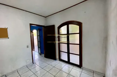Casa com 3 quartos à venda na domênico palma, 640, cupecê, são paulo por r$ 900.000
