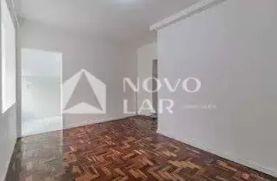 Apartamento com 2 quartos à venda na Rua Cristóvão Pereira, 175, Passo da Areia, Porto Alegre por R$ 320.000