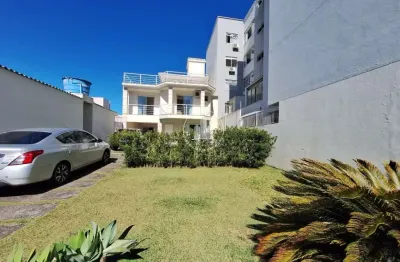 Casa com 3 quartos à venda na Rua José de Araújo, 27, Barreiros, São José