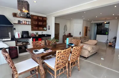 Lindo apartamento com 2 suítes reformado e moderno de alto padrão
