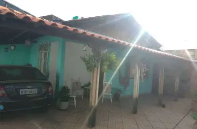 Casa plana- lote 450 mts,3 quartos 4 vagas, bairro vila clóris