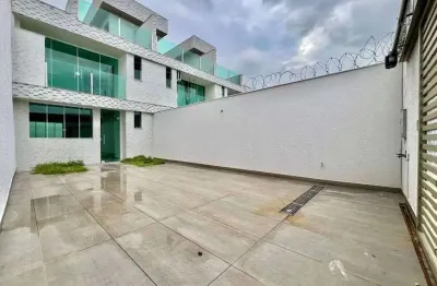 Casa a venda santa amélia triplex com cobertura 3 quartos, suíte, 2 vagas area privativa serviço