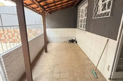 Casa com 2 quartos à venda na Rua Álvaro Martins, 379, Dona Clara, Belo Horizonte