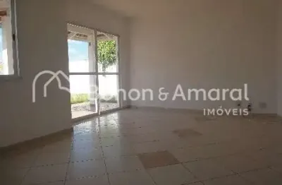 Casa em condomínio com 115 m², 3 quartos e 3 banheiros