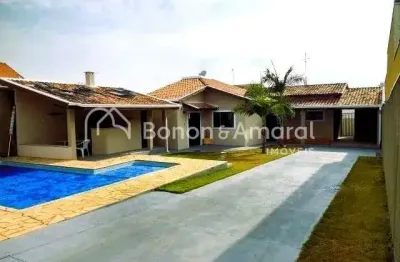 Casa térrea com 3 quartos e 3 banheiros, 189 m² terreno 490 m²