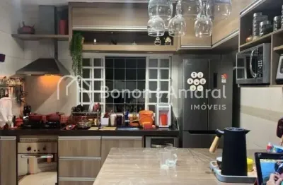 Casa térrea à venda, totalmente reformada, com 104m² de área em barão geraldo