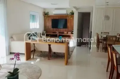 Apartamento com 3 quartos e 5 banheiros à venda, 131 m²
