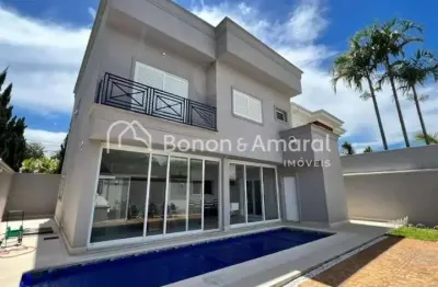 Charmosa casa com 3 suítes em condomínio completo de betel