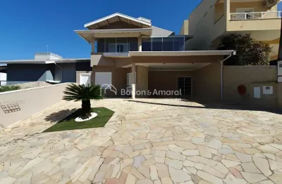 Casa à venda no condomínio villaggio fiorentino em valinhos.