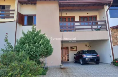 &#34;linda casa à venda em condomínio próximo ao centro de valinhos - conforto e lazer completo!&#34;