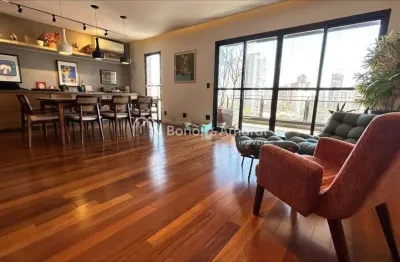 Apartamento a venda no cambuí com 3 quartos sendo 1 suíte, 2 vagas 193m²