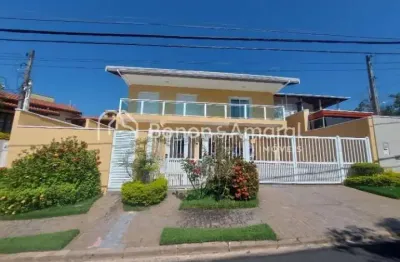 Casa estilo sobrado a venda no caminhos de san conrado, com 365 m² de área construída, 4 quartos.