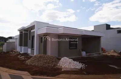 Casa à venda no condomínio royal garden, parque brasil 500, paulínia.