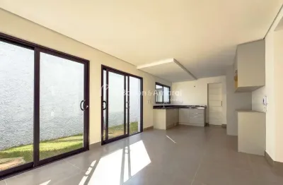 Casa triplex em condomínio com 3 suítes, automação, aquecimento solar, 168 m² no chácaras primavera