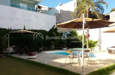 Sobrado à venda no condomínio colinas dos álamos em valinhos/sp