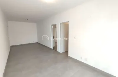 Apartamento para venda na Vila Itapura em Campinas, 2 quartos, 1 suítes, sala grande com varanda e 1 vaga coberta