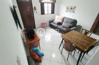 Casa em condomínio fechado com 2 quartos à venda na Rua das Camélias, Vila Valqueire, Rio de Janeiro